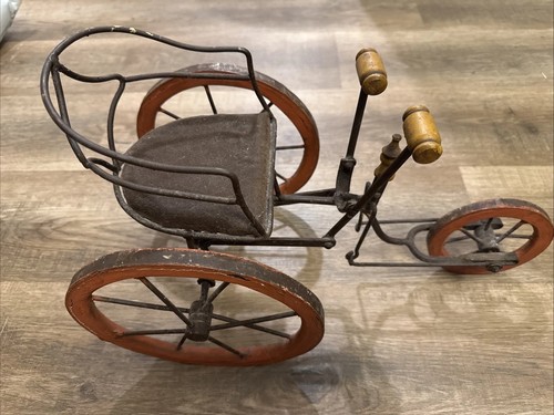 Tricycle antique invalid - antique,